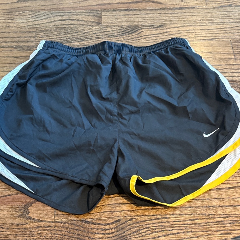 Nike Tempo shirts Livestrong edition
